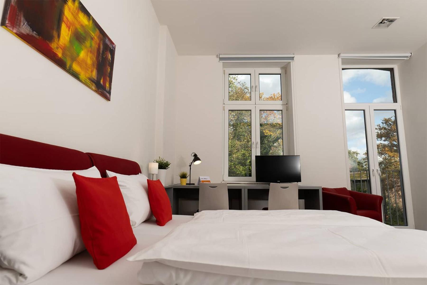 Haus Overbach Jülich Стая снимка