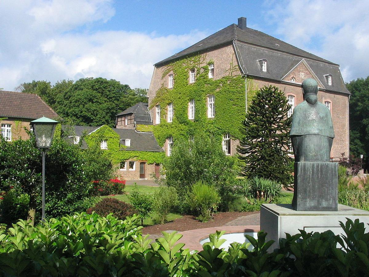 Haus Overbach Jülich Екстериор снимка